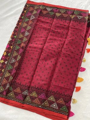 Block and Katha stich Tanth Silk Saree - Maroon color