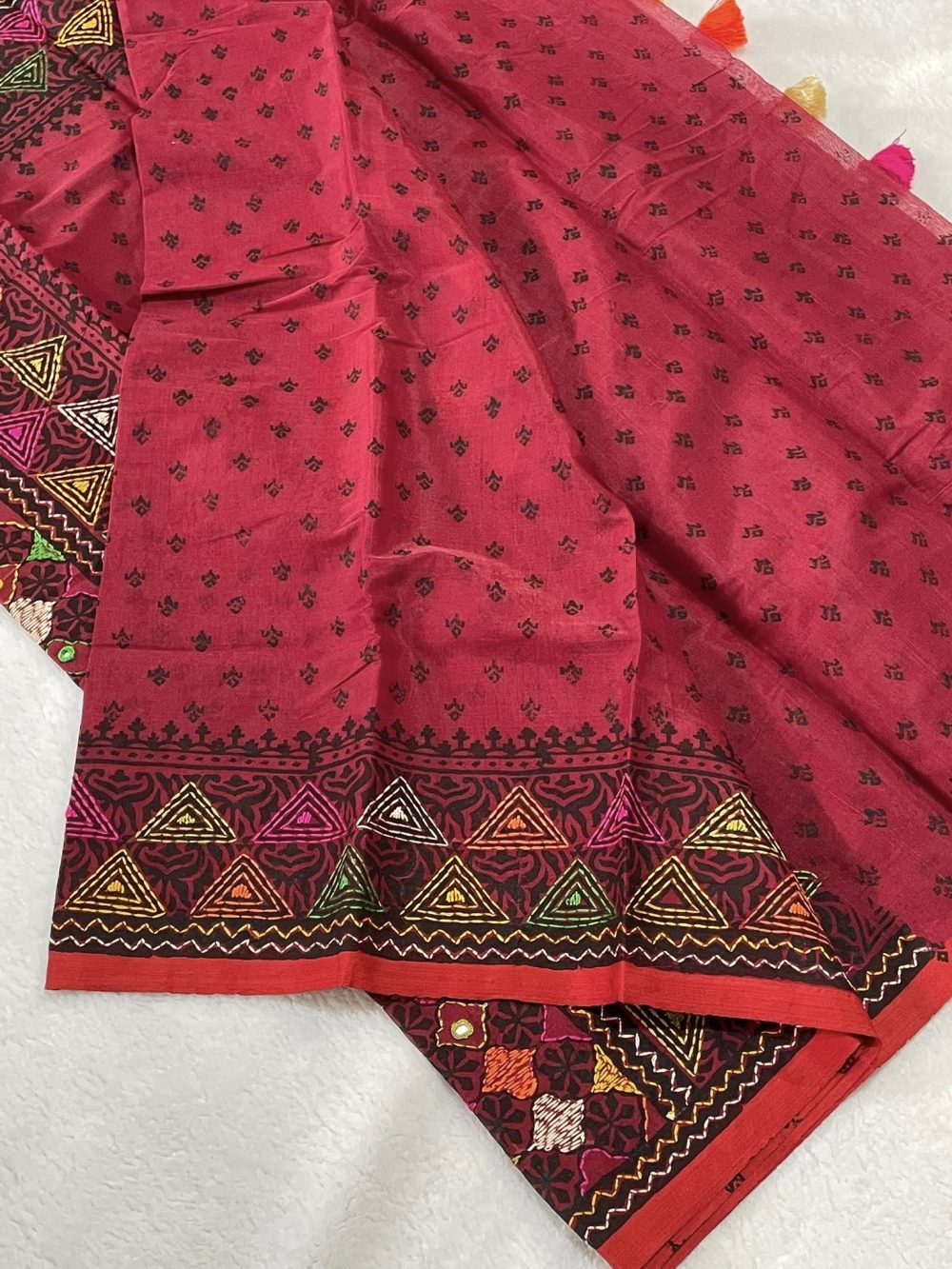 Block and Katha stich Tanth Silk Saree - Maroon color - Image 3